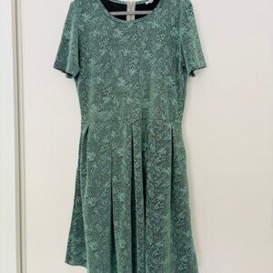 LuLaRoe Amelia floral green dress with pockets size 3X
